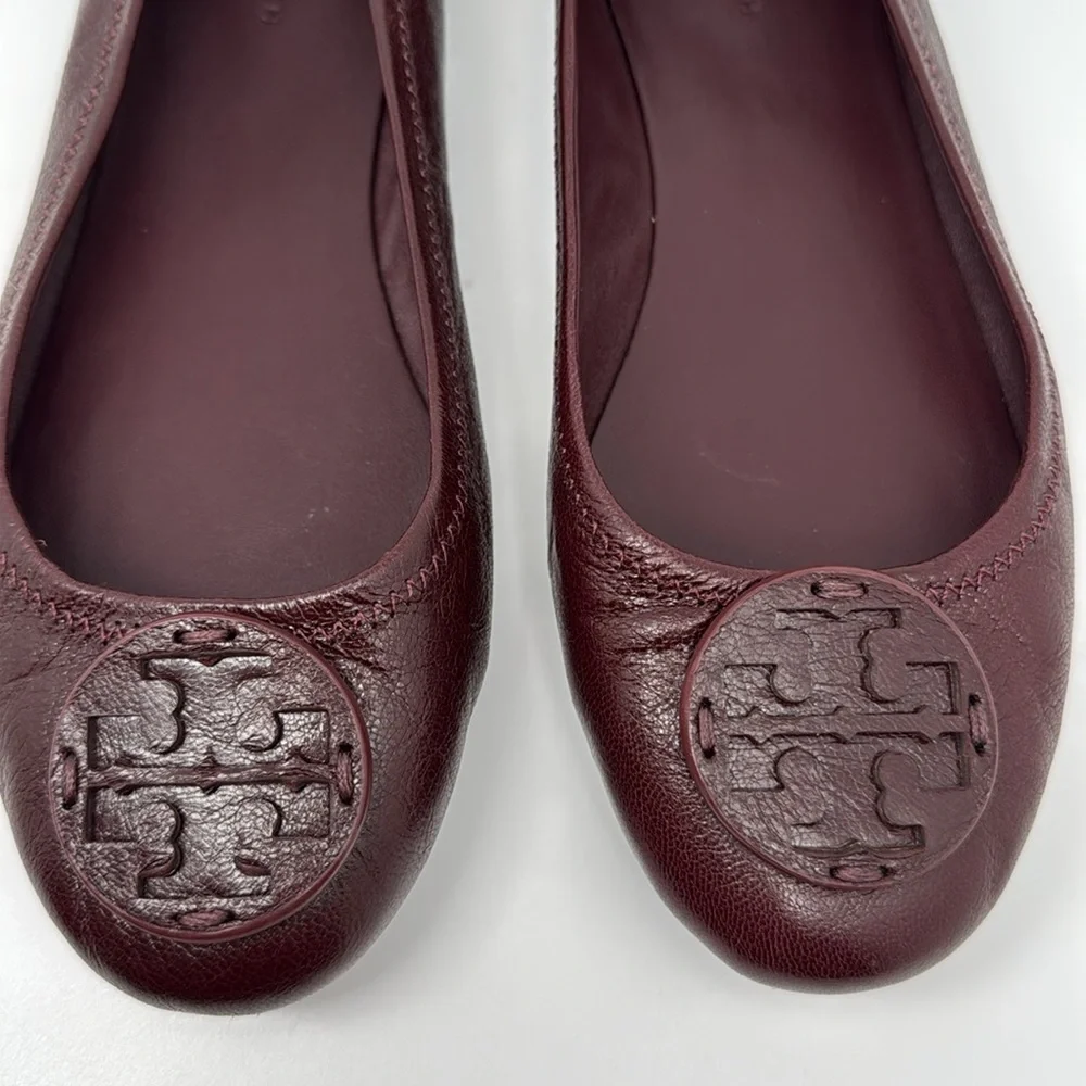 Tory Burch Minnie Travel Leather Plum Burgundy Ballet Flats Slip on Size 7 - NEW